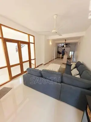 Architecture Designed Brand New House In Battaramulla