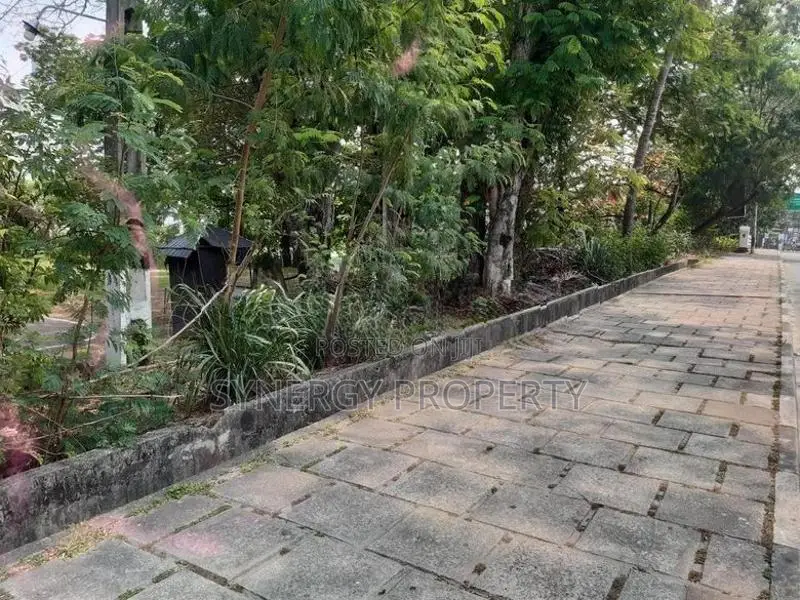 Main Road Facing Land for Sale Rajagiriya