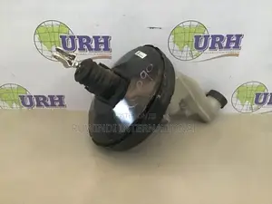 TOYOTA VITZ KSP90 BRAKE BOOSTER