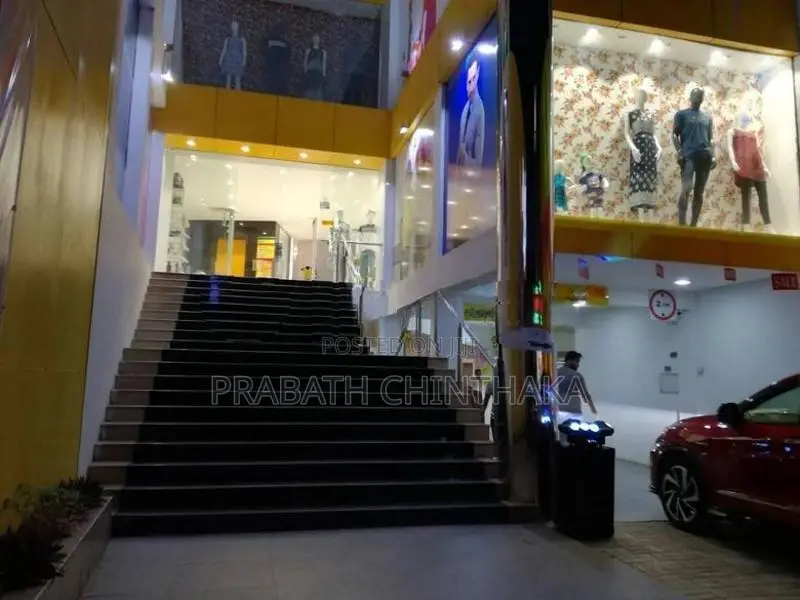 Building for Rent in Matara