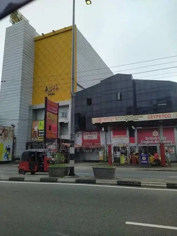 Building for Rent in Kiribathgoda