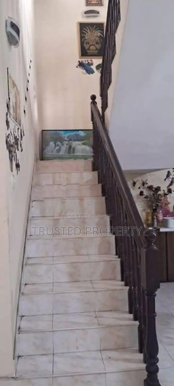 Piliyandala - 5BR / 30perch Land with House for Sale • TPM2024SHIRAN2