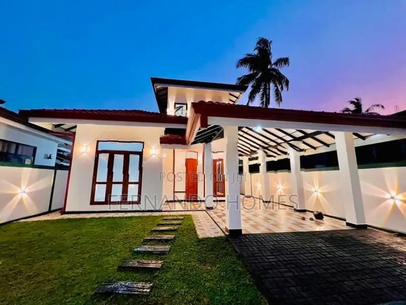 Clear Deeds Single Storey Brand New House for Sale in Negombo