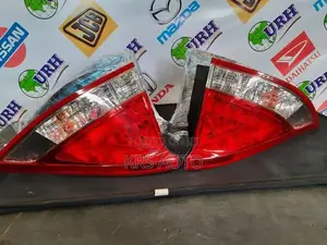 Honda Insight ZE2 Tail Light