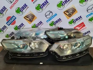 Honda Insight ZE2 Head Light