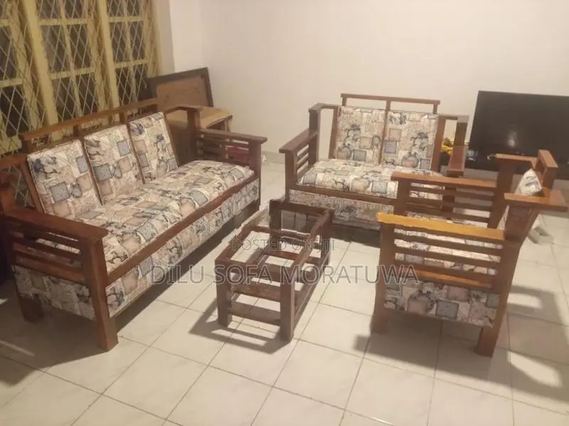 wooden sofa set 3.2.1 new cusion