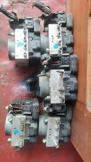 Daihatsu Mira ABS Unit