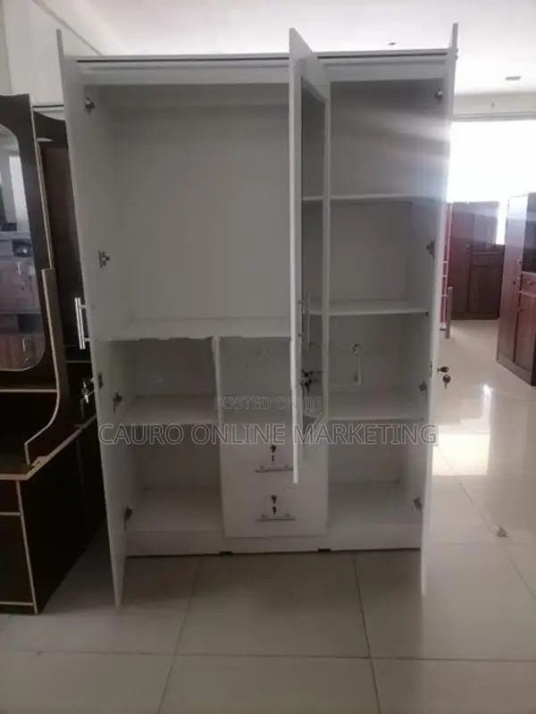 New Melamine White Colour 3 Door Cupboard 6*4 Wardrobe