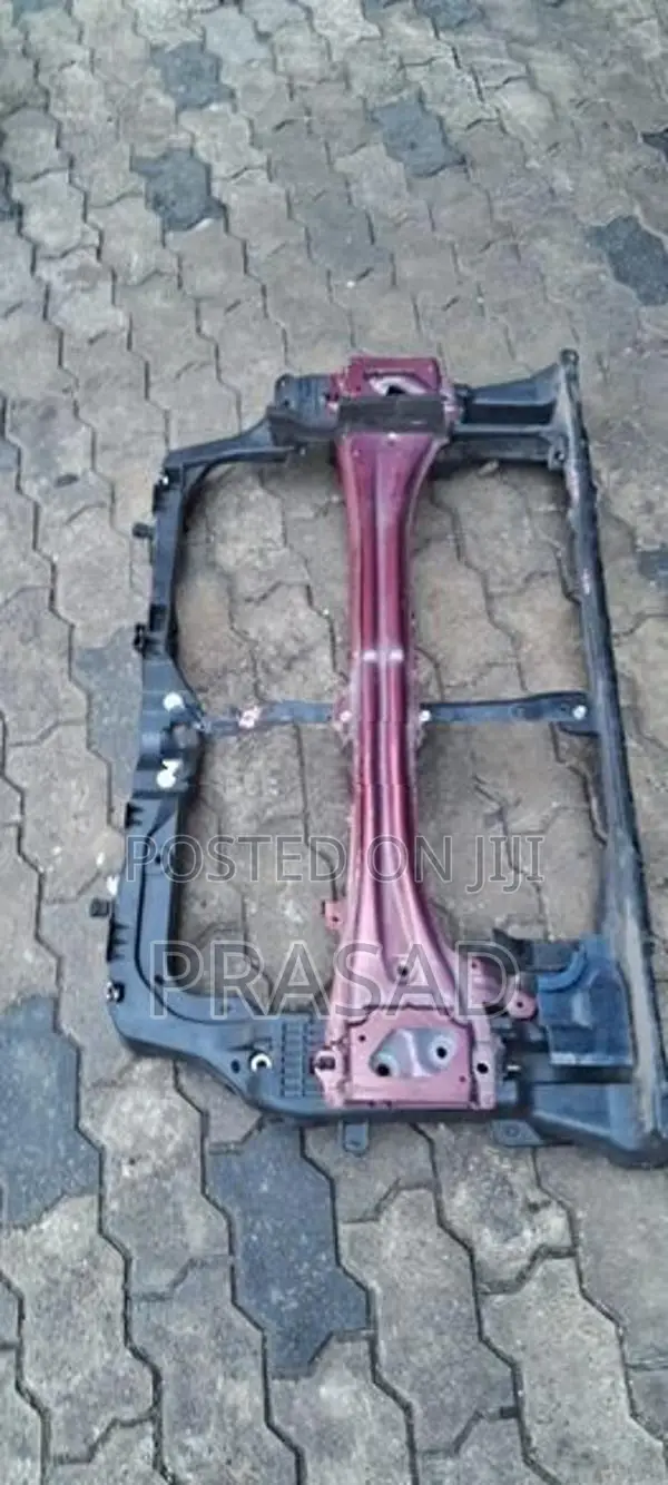 Daihatsu Mira Nose Panel