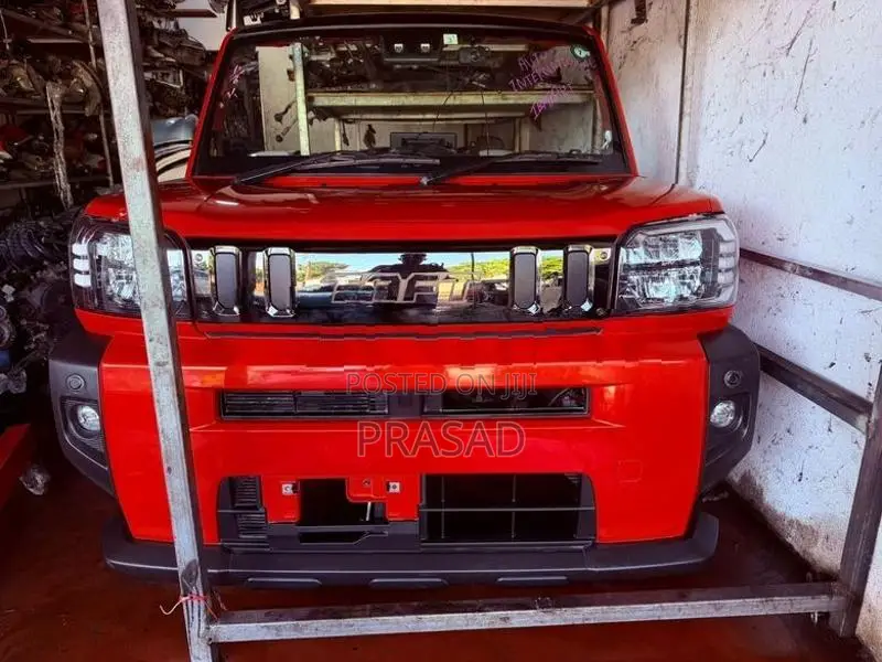 Daihatsu Taft face Cut