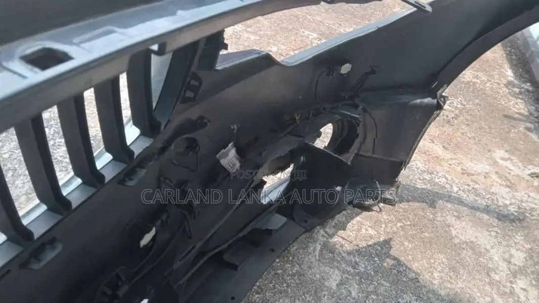 320 D 2012 Front Buffer
