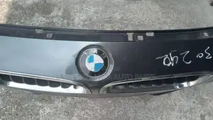 320 D 2012 Front Buffer