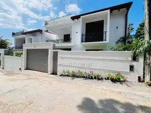 මාලබේ නගරයෙන් වටිනා නිවසක් විකිණීමට