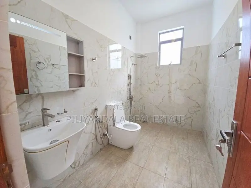 3 Story Brand New Luxury House for Sale Piliyandala Town