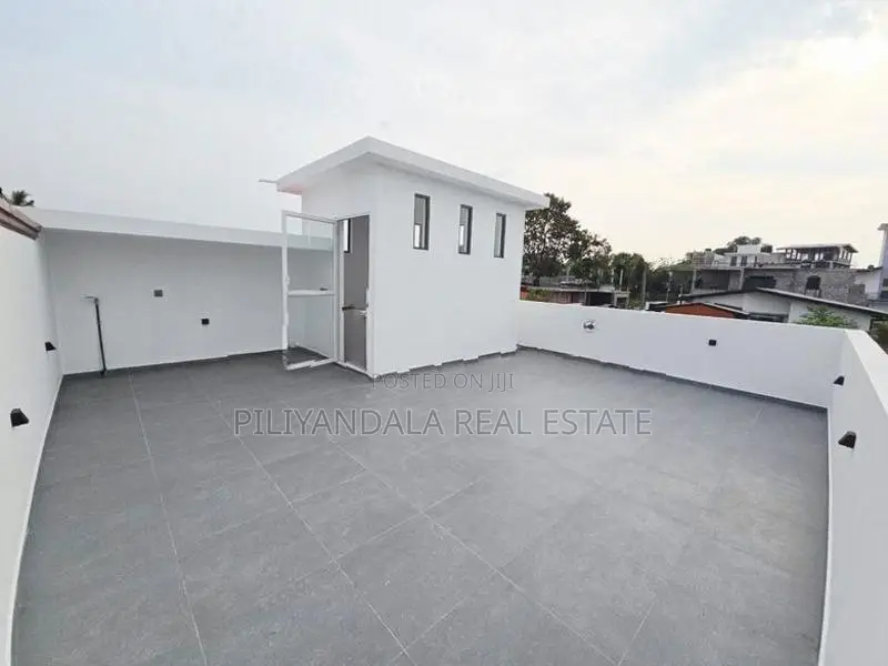 3 Story Brand New Luxury House for Sale Piliyandala Town