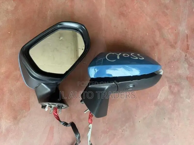 Toyota Yaris Cross Side Mirror