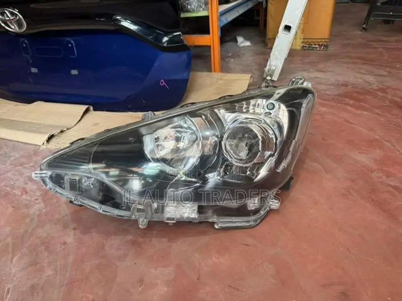 Toyota Aqua Black Base Head Light