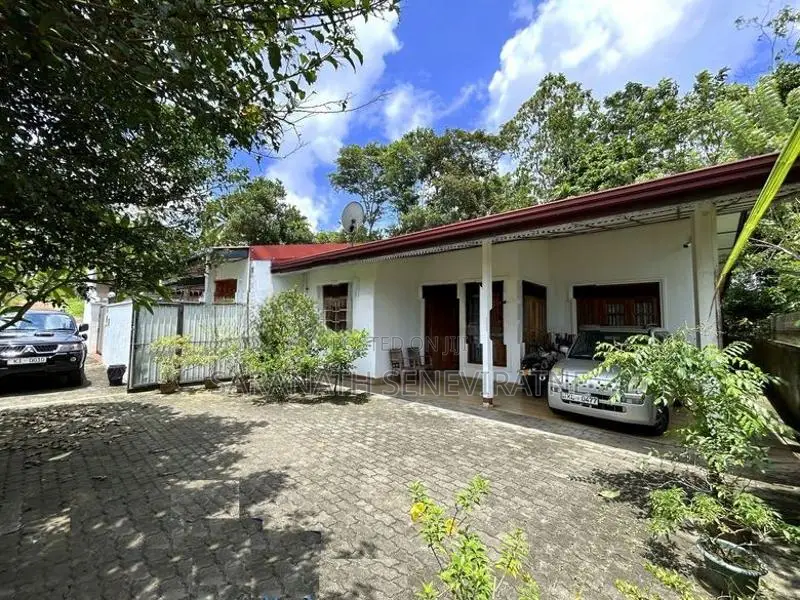 Single Storied House From Polgasowita Kesbewa Off Piliyandala Rd
