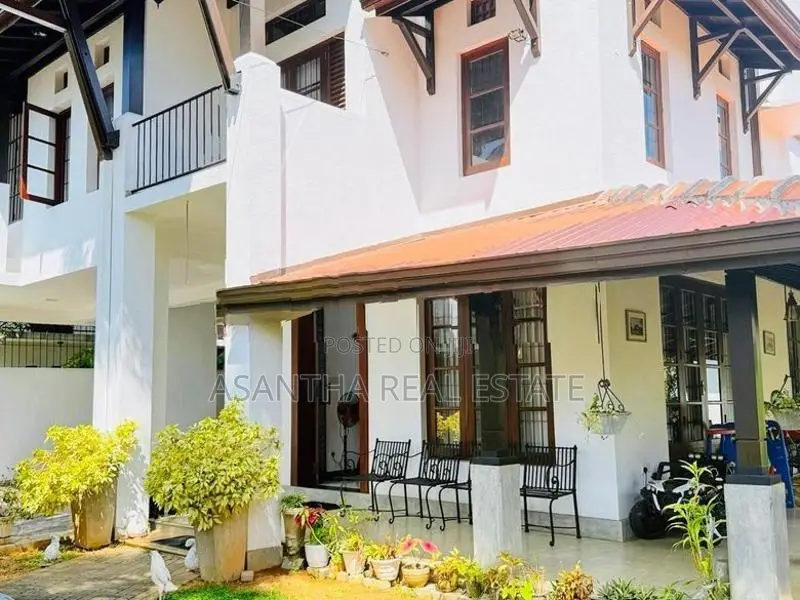 (AFA985) Luxury 03 Storey House for Sale in Ethul Kotte
