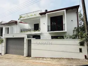 මාලබේ නගරයෙන් අති නවීන නිවසක් විකිණීමට