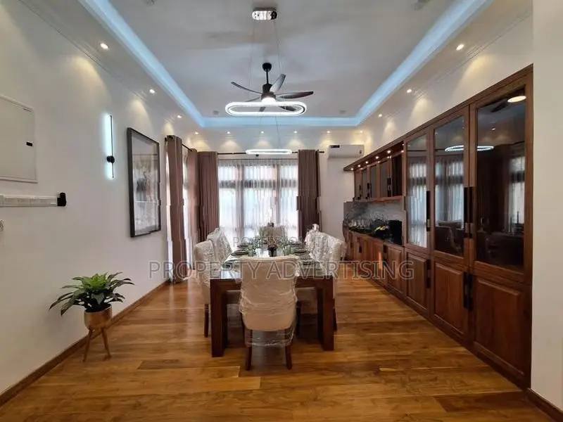 Battaramulla super luxury house for sale