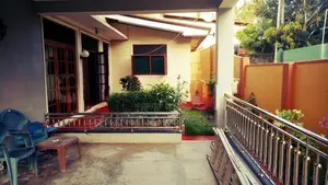 Galle : 8BR (25 Perches) House for Sale at Dangedara