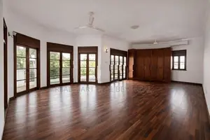 Battaramulla : 4BR (14.5 perches) House for Sale