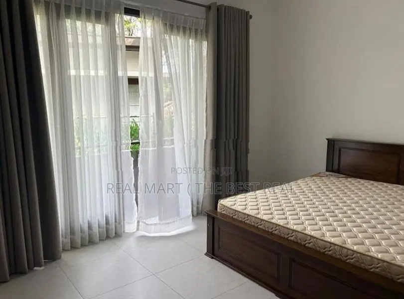 Kalubowila : 8BR (14.5P) House for Sale at School Avenue
