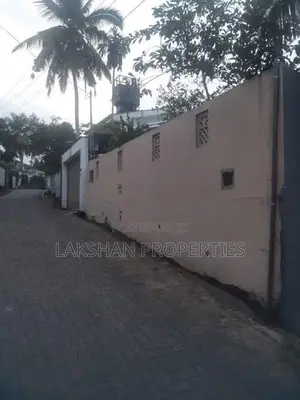 House For Sale In Arewwala Pannipitiya