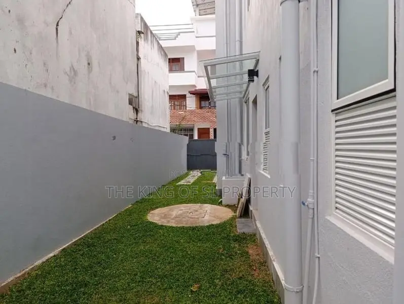 Brand New House for Sale in Mount Lavinia