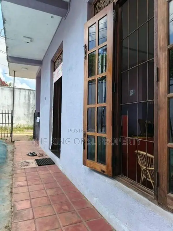 Building for Sale in Kolonnawa