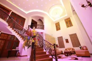 Hotel for Sale in Kadawatha