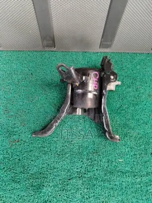 Toyota CHR Engine Mount