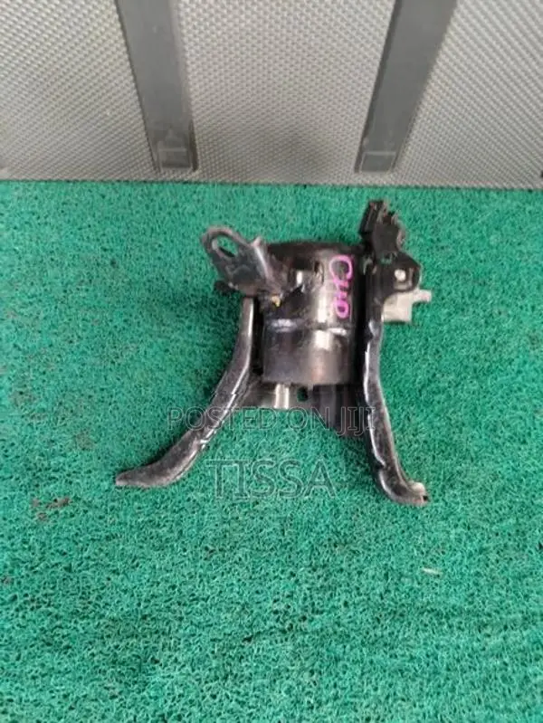Toyota CHR Engine Mount