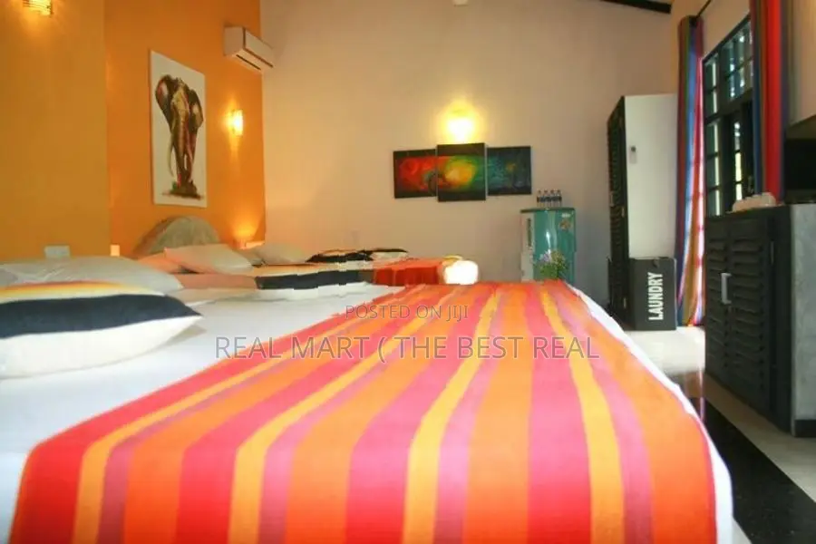 Battaramulla : 16 A/C Bedrooms Hotel for Rent