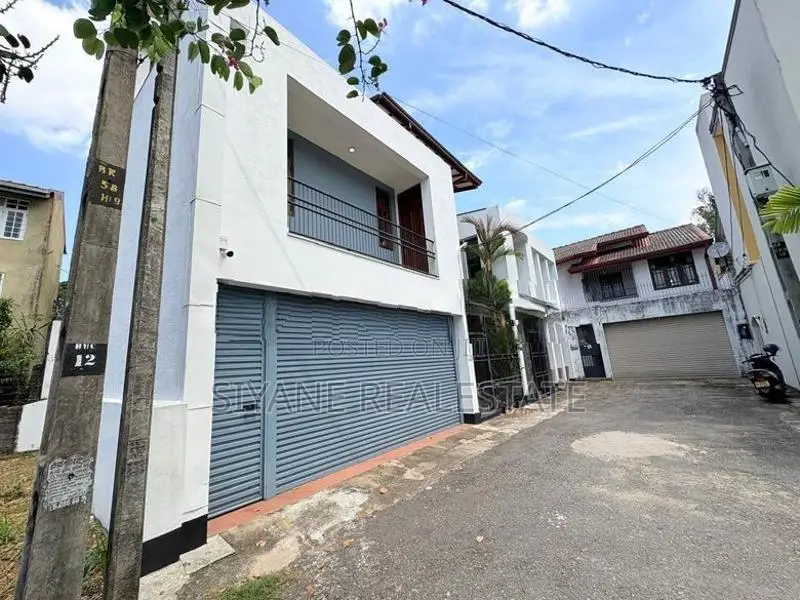 Luxury House For Sale Papiliyana