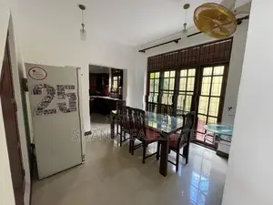 Luxury House For Sale Papiliyana