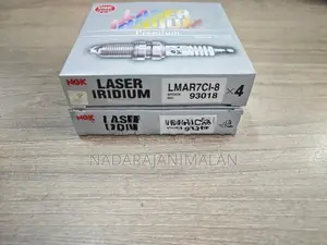 Spark Plugs LMAR7CI8