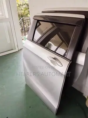 Honda Freed GP3 Rear Power Door