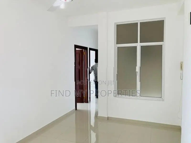 Apartment for Sale in "Mount Royal Residencies " Mount Lavinia