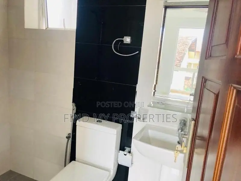 Apartment for Sale in "Mount Royal Residencies " Mount Lavinia