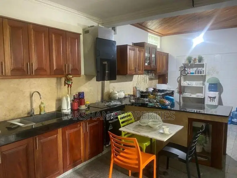 House For sale In Thalawthugoda Kalalgoda