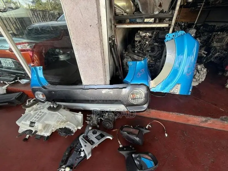 Daihatsu Cast Pixis Bumper