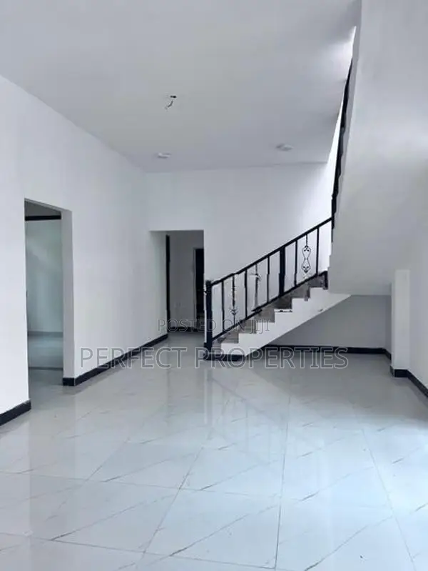 Brand New House for Sale – Wattala / Kerawalapitiya 100m Main Road