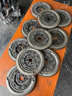 Honda engine fly wheel vezel gp5 grace