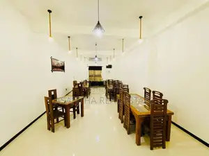 (AF718) 05 Bed Bath Hotel Sale At Kataragama