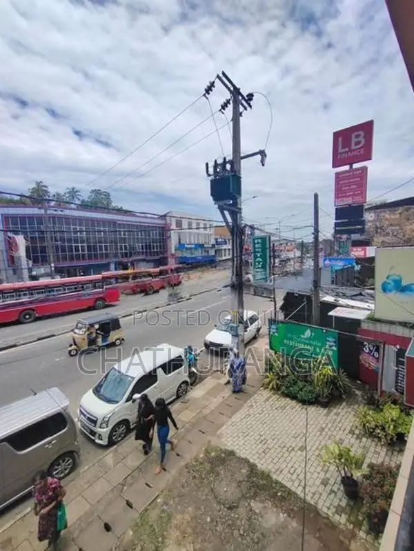 COMMERCIAL LAND / BUILDING For SALE KADAWATHA කඩවත
