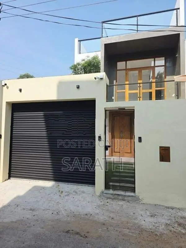Luxury Facility With Brand New House In Battramulla