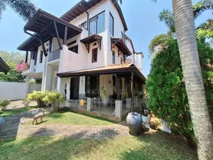 luxury house for sale in ethulkotte