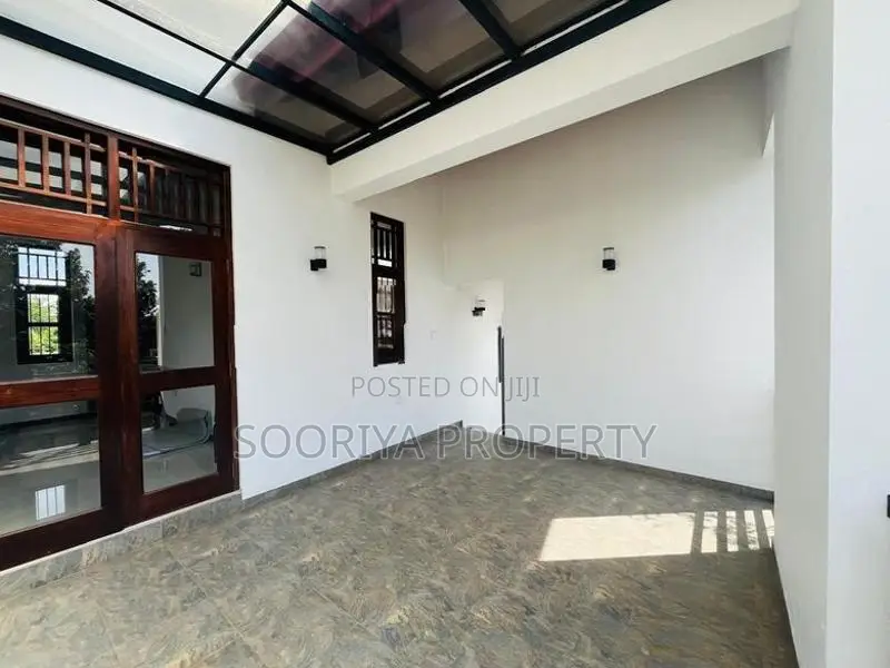 2 Storey Luxury Modern House for Sale in Boralesgamuwa